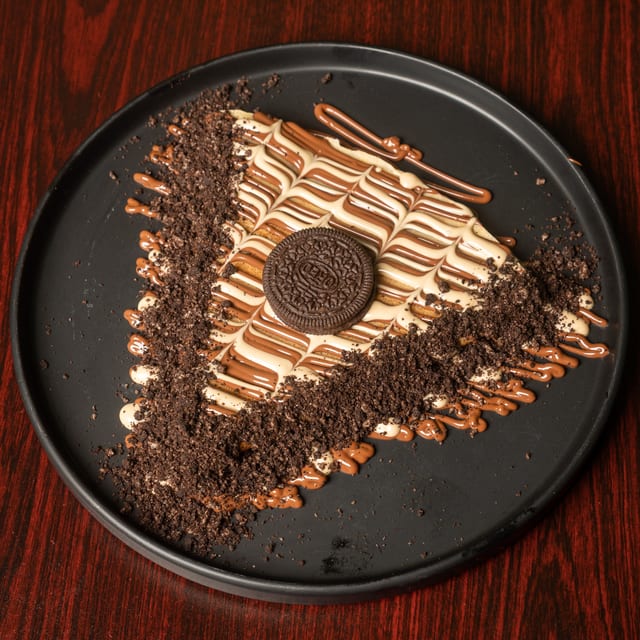 Oreo crepe.